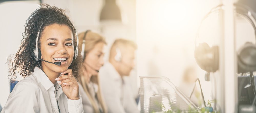 5 cách nói chuyện với khách hàng khi tư vấn qua điện thoại
