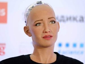 Robot AI Sophia có ngoại hình và biểu cảm tương tự người thật